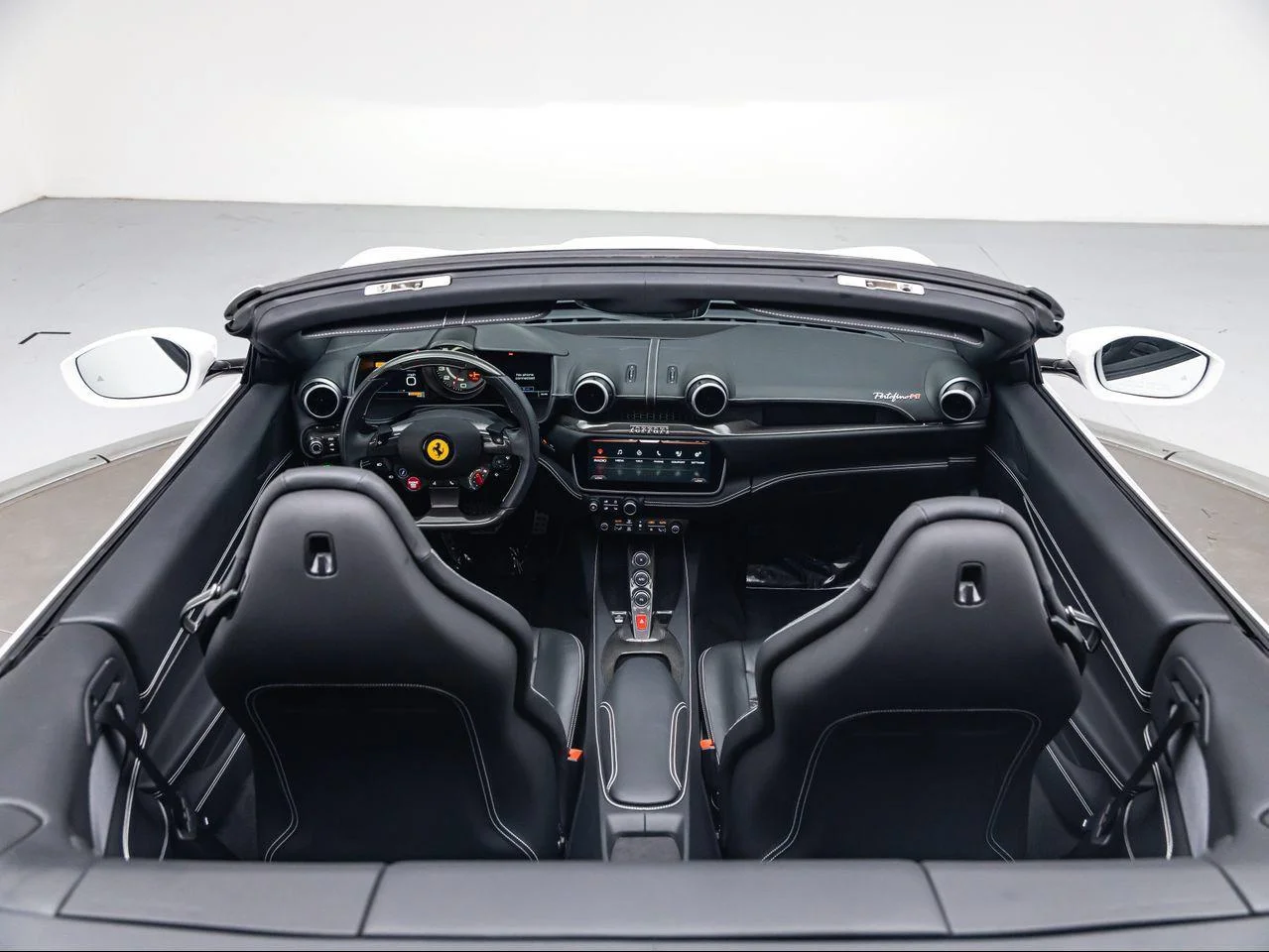 Used 2023 Bianco Cervino Ferrari M image 28