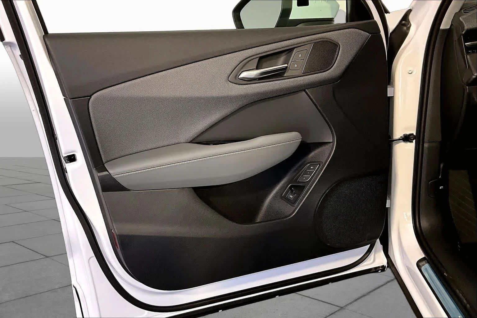 New 2026 Arkona White/Z9 Audi S line image 10