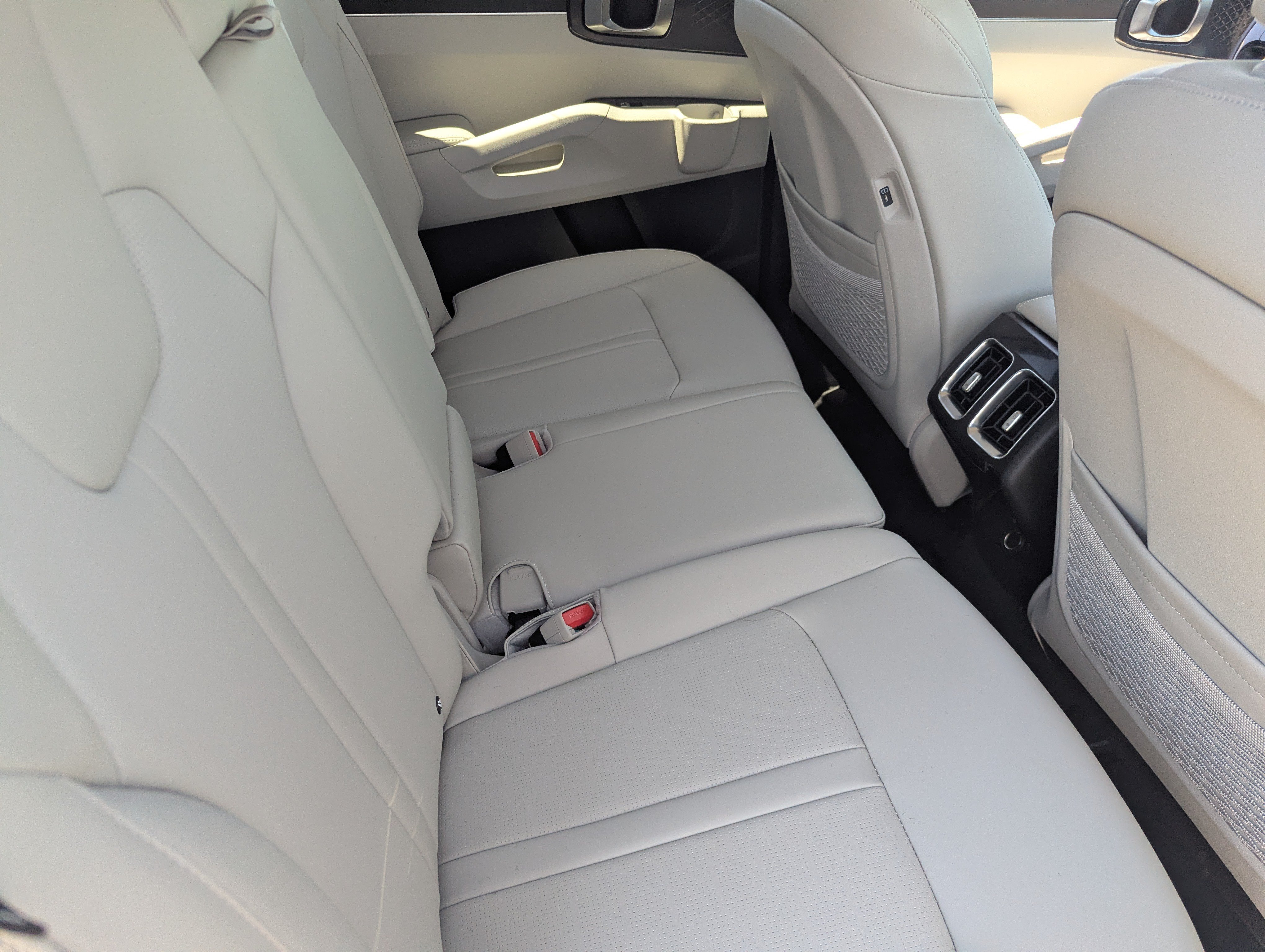 New 2026 Wolf Gray Kia S image 11