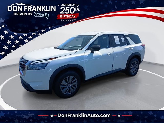 2024 Nissan Pathfinder S