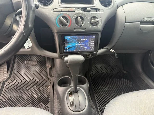 2004 Toyota Echo Base - Photo 11