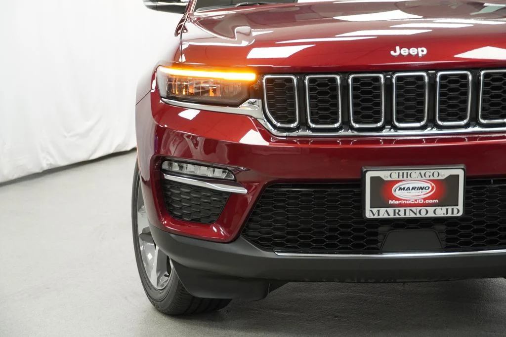 Used 2025 Red Jeep Limited image 12