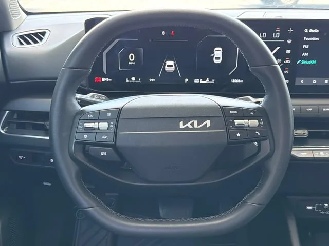 Used 2025 Black Kia EX image 23