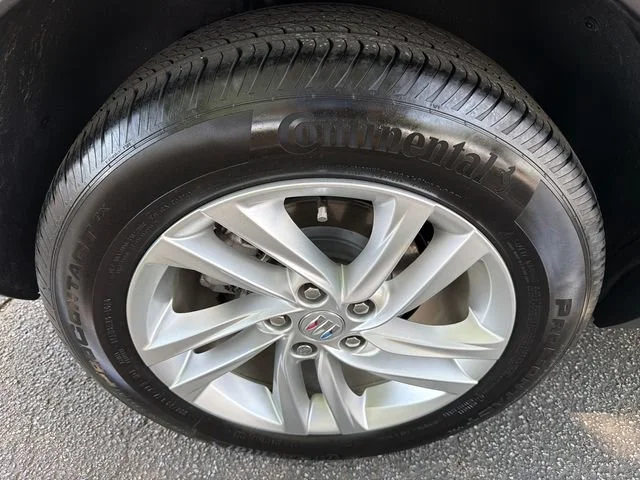 Used 2024 Summit White Buick Preferred image 17