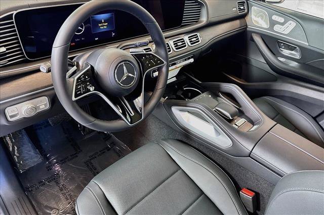 New 2026 Selenite Grey Metallic Mercedes-Benz GLS 450 image 39