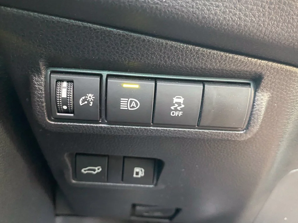 Used 2025 Silver Toyota Hybrid XSE image 26