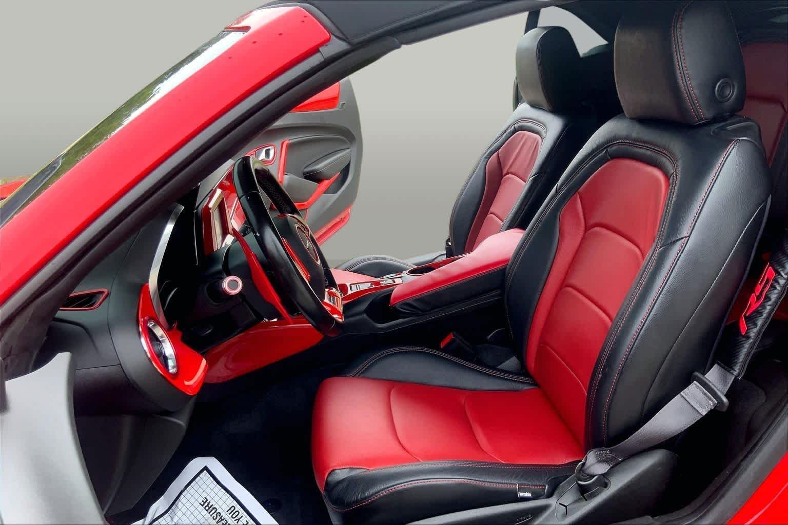 Pre-Owned 2017 Chevrolet Camaro 1LT