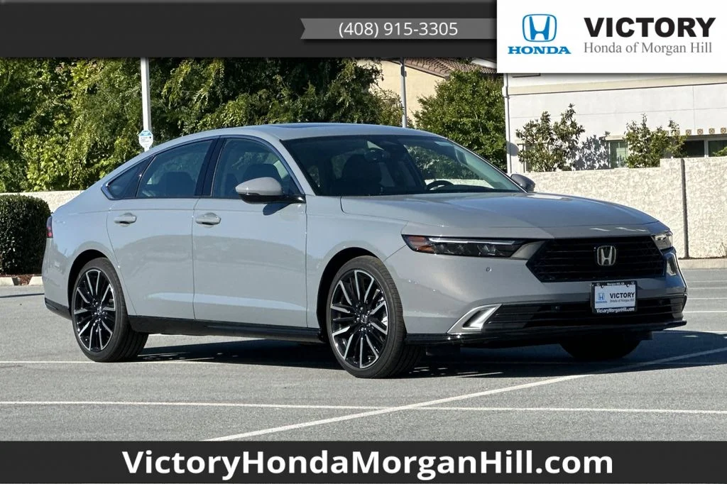 New 2026 Urban Gray Pearl Honda Touring image 1