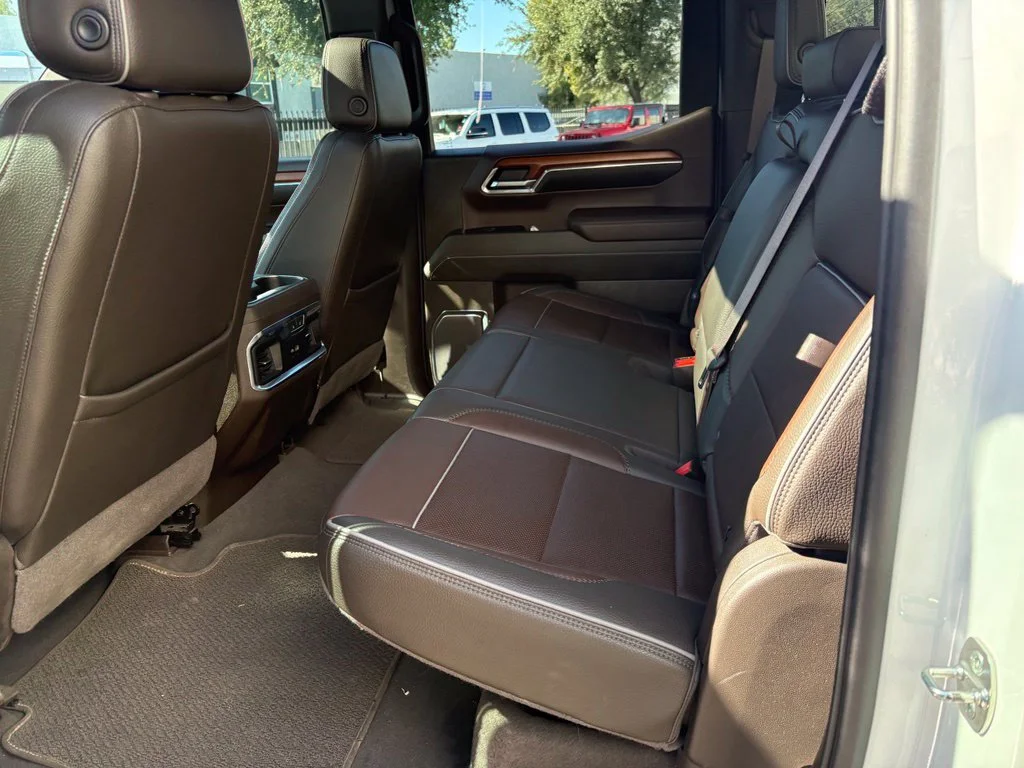 Used 2022 White GMC Denali image 11