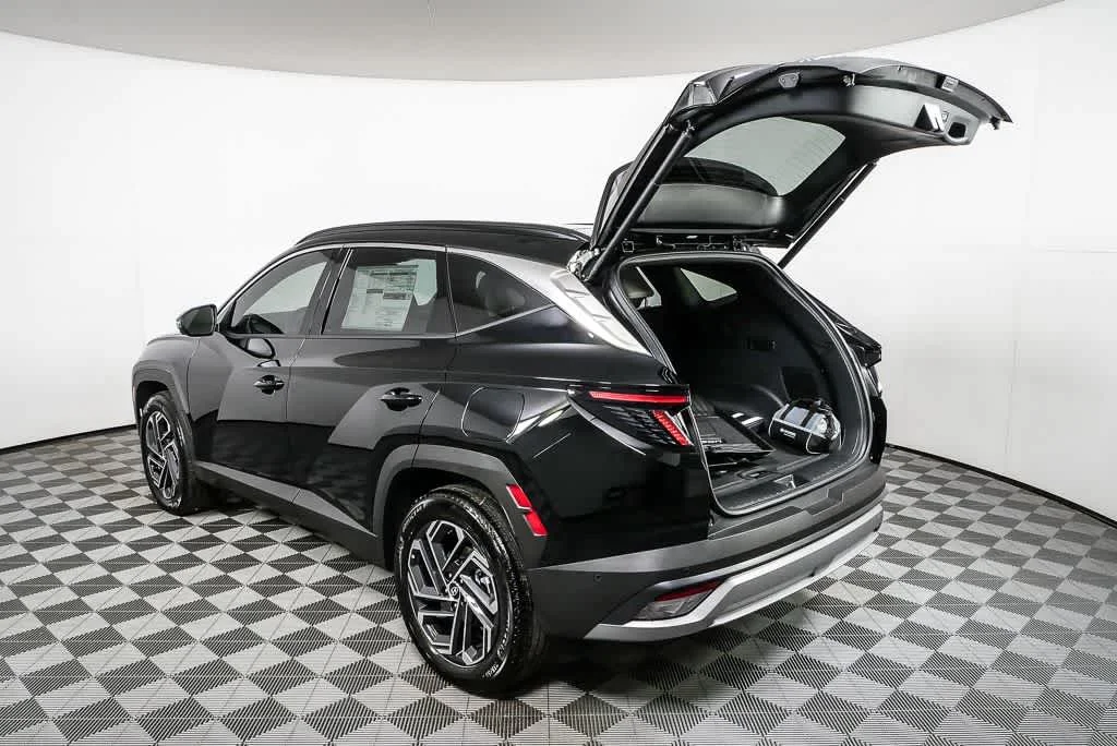 New 2026 Ash Black Hyundai Limited image 9