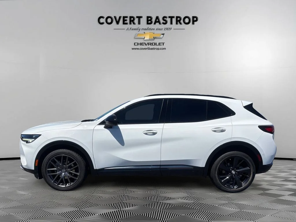 Used 2022 White Buick Essence image 3