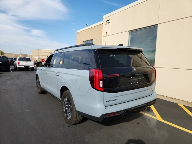 Used 2025 Gray Ford Platinum image 4