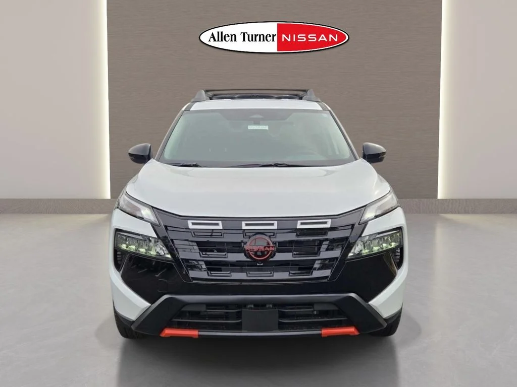 New 2026 Everest White Pearl TriCoat Nissan Rock Creek® image 5