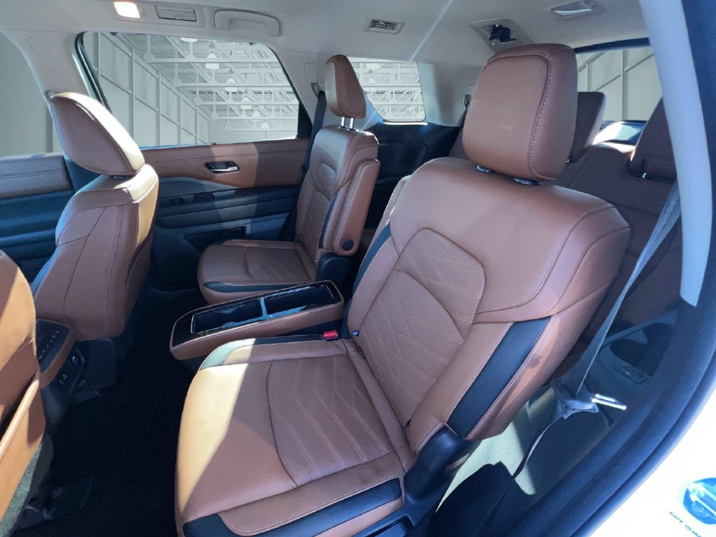 Certified Used 2024 White Nissan Platinum image 36