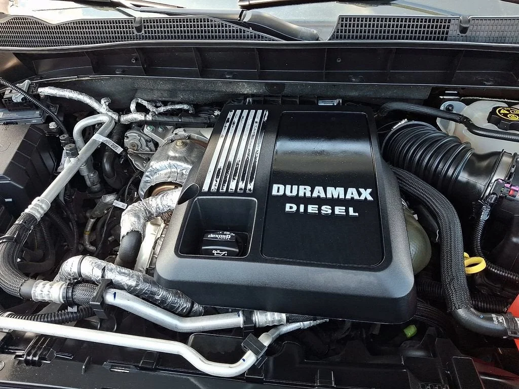 Used 2021 SUMMIT WHITE GMC Elevation image 63