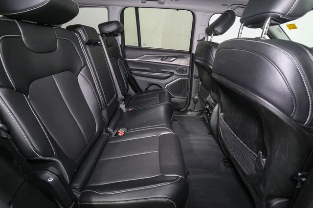 Used 2023 White Jeep 4xe image 20