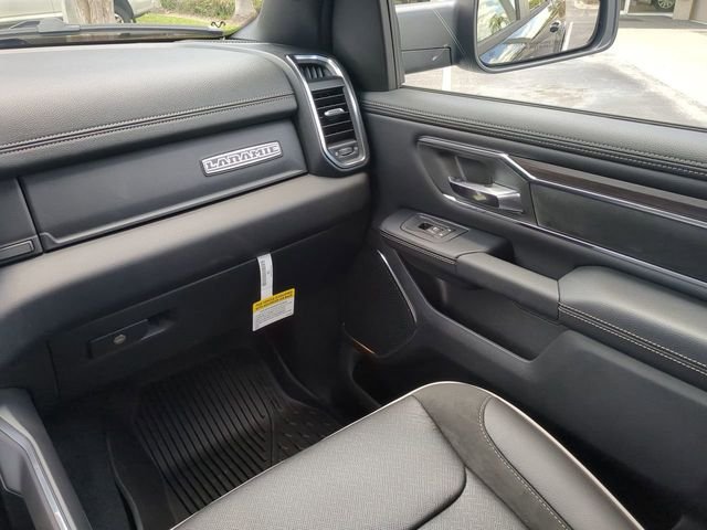 New 2026 Diamond Black Crystal Pearl-Coat Exterior Paint RAM Laramie image 19