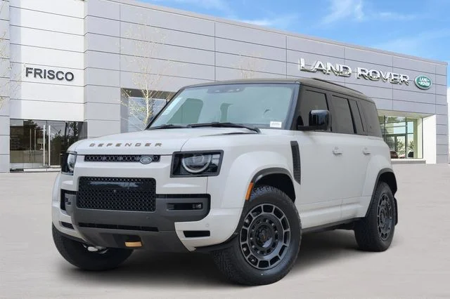 2026 Land Rover Defender 110 OCTA P635's photo