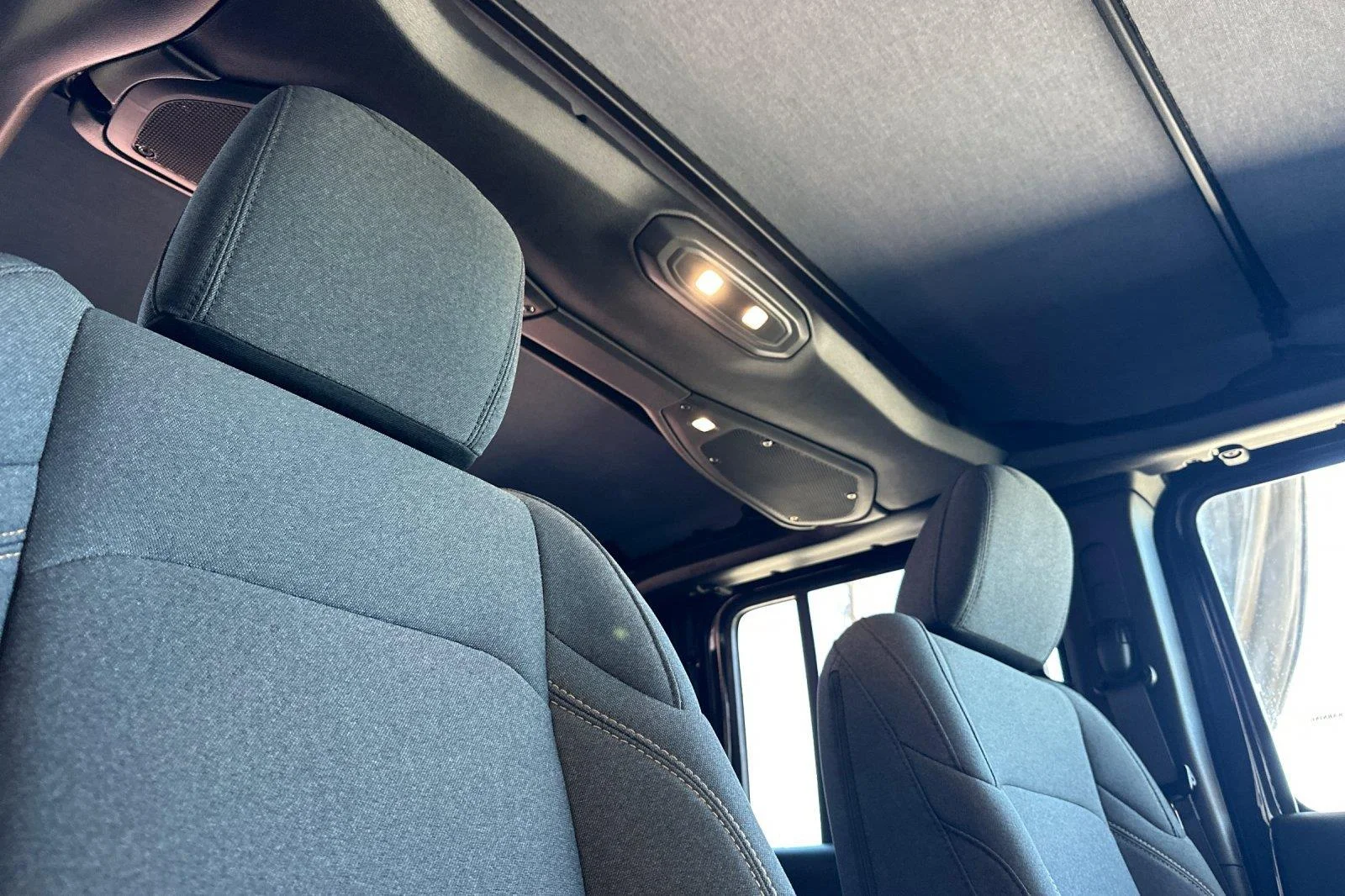 Used 2025 Black Clearcoat Jeep Sport S image 16