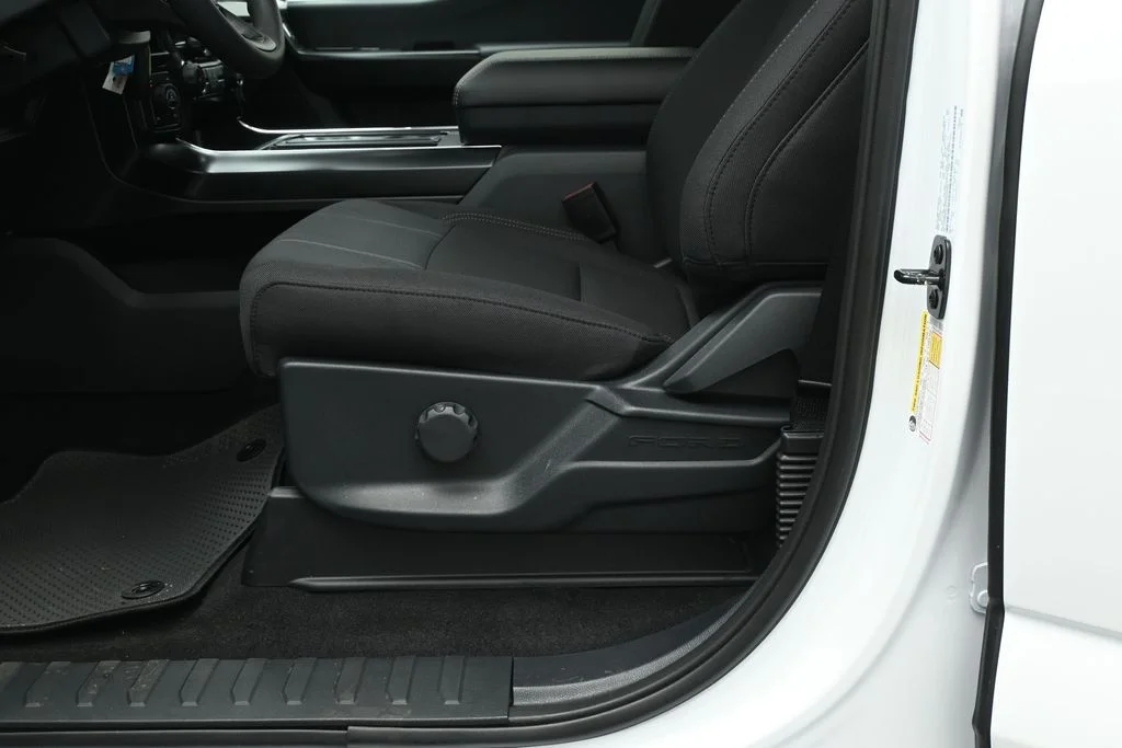 New 2026 Oxford White Ford STX image 10