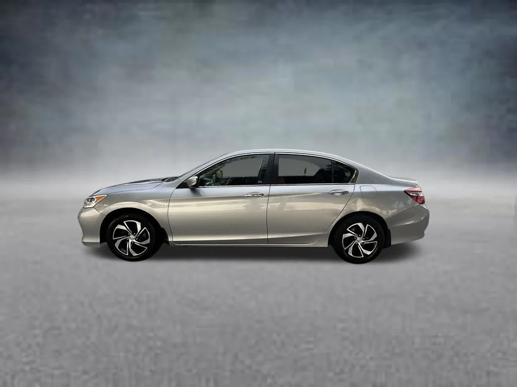 Used 2016 Gray Honda LX image 4