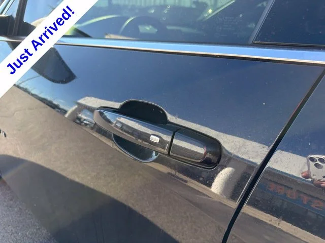 Used 2022 Gray Chevrolet LS image 14