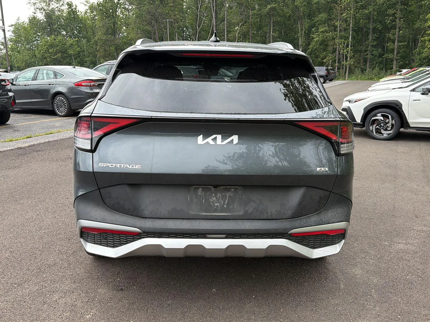 Used 2025 Gravity Gray Kia EX image 9