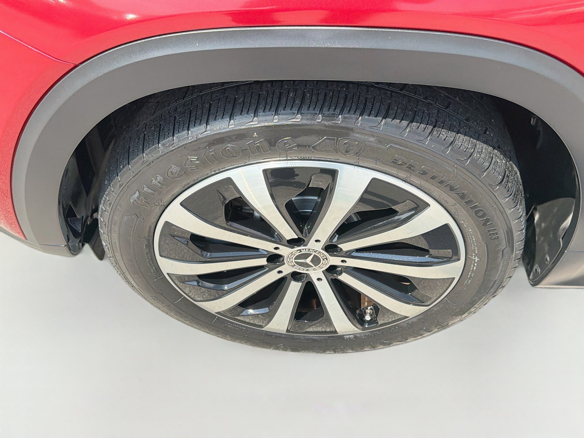 Used 2020 Red Mercedes-Benz GLB 250 image 34