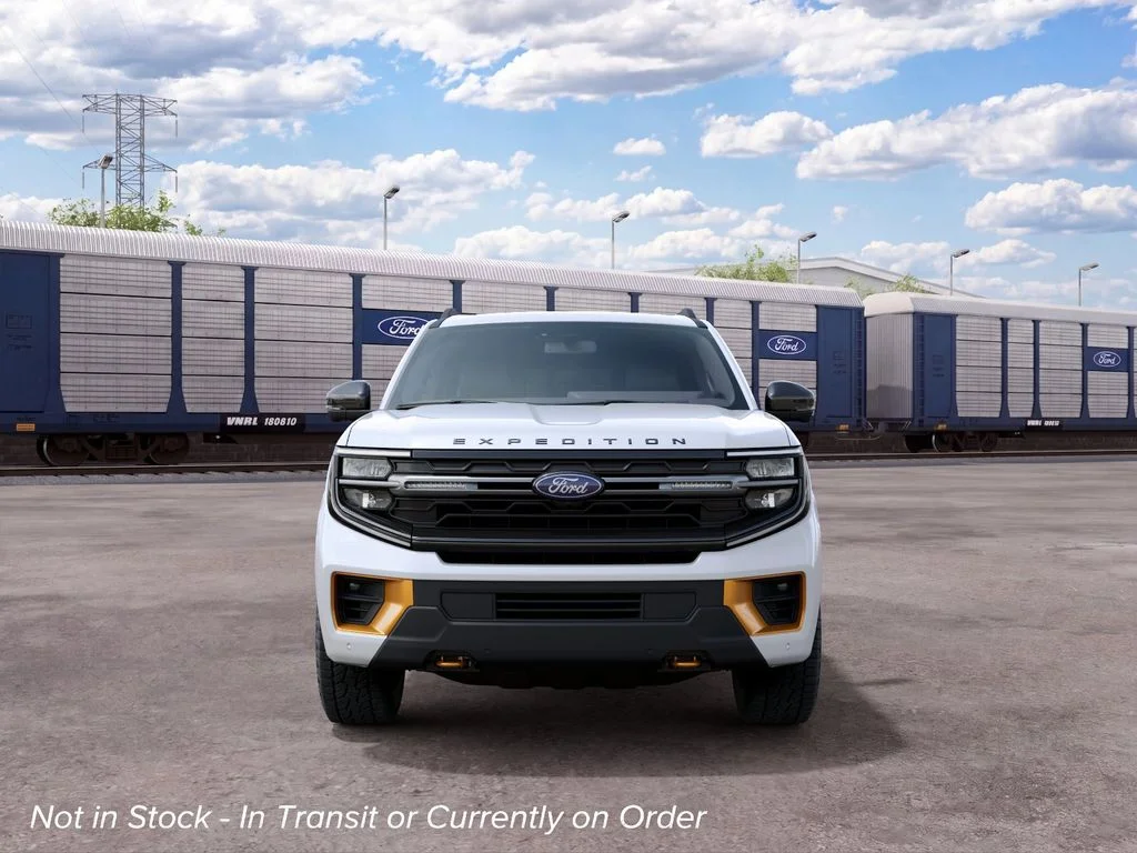 New 2027 Star White Metallic Tri-Coat Ford Tremor® image 3