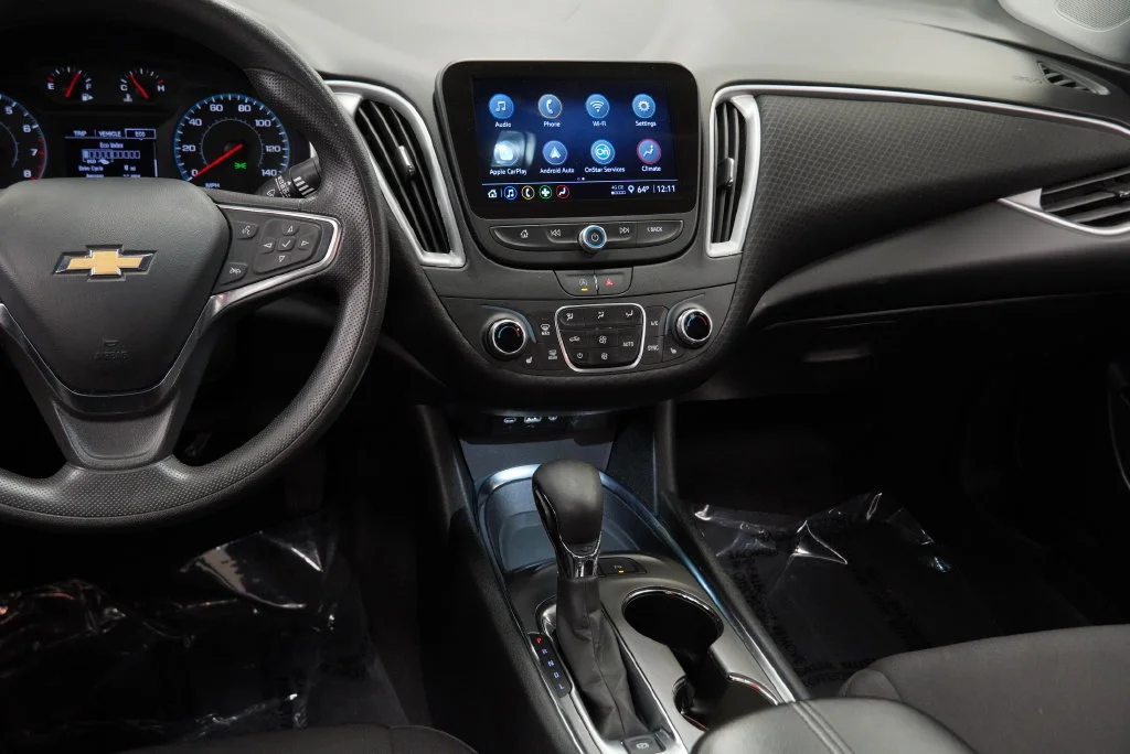 2024 Chevrolet Malibu 1LT - Photo 11