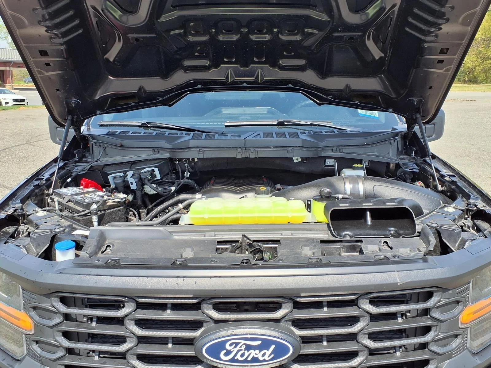 Used 2024 Agate Black Metallic Ford XL image 29