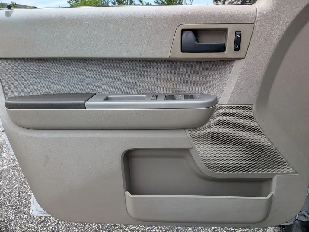 Used 2012 White Ford XLT image 33