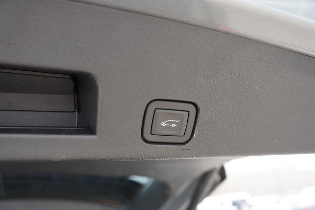 2025 Buick Enclave Preferred - Photo 22