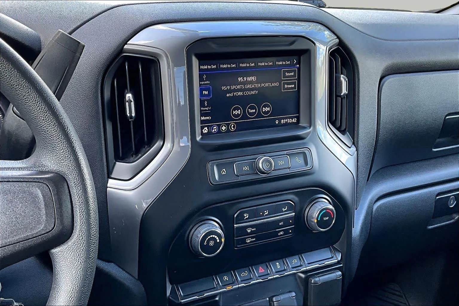 Used 2022 Northsky Blue Metallic Chevrolet Custom image 7