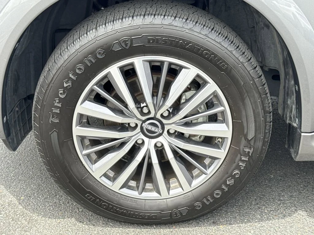 Used 2024 Gray Nissan SL image 5