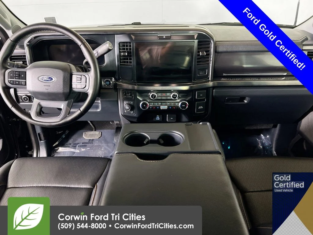 Certified Used 2025 Agate Black Metallic Ford Lariat image 7