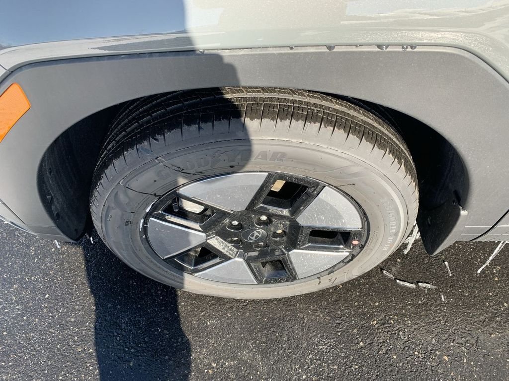 New 2026 Gray Hyundai SE image 10