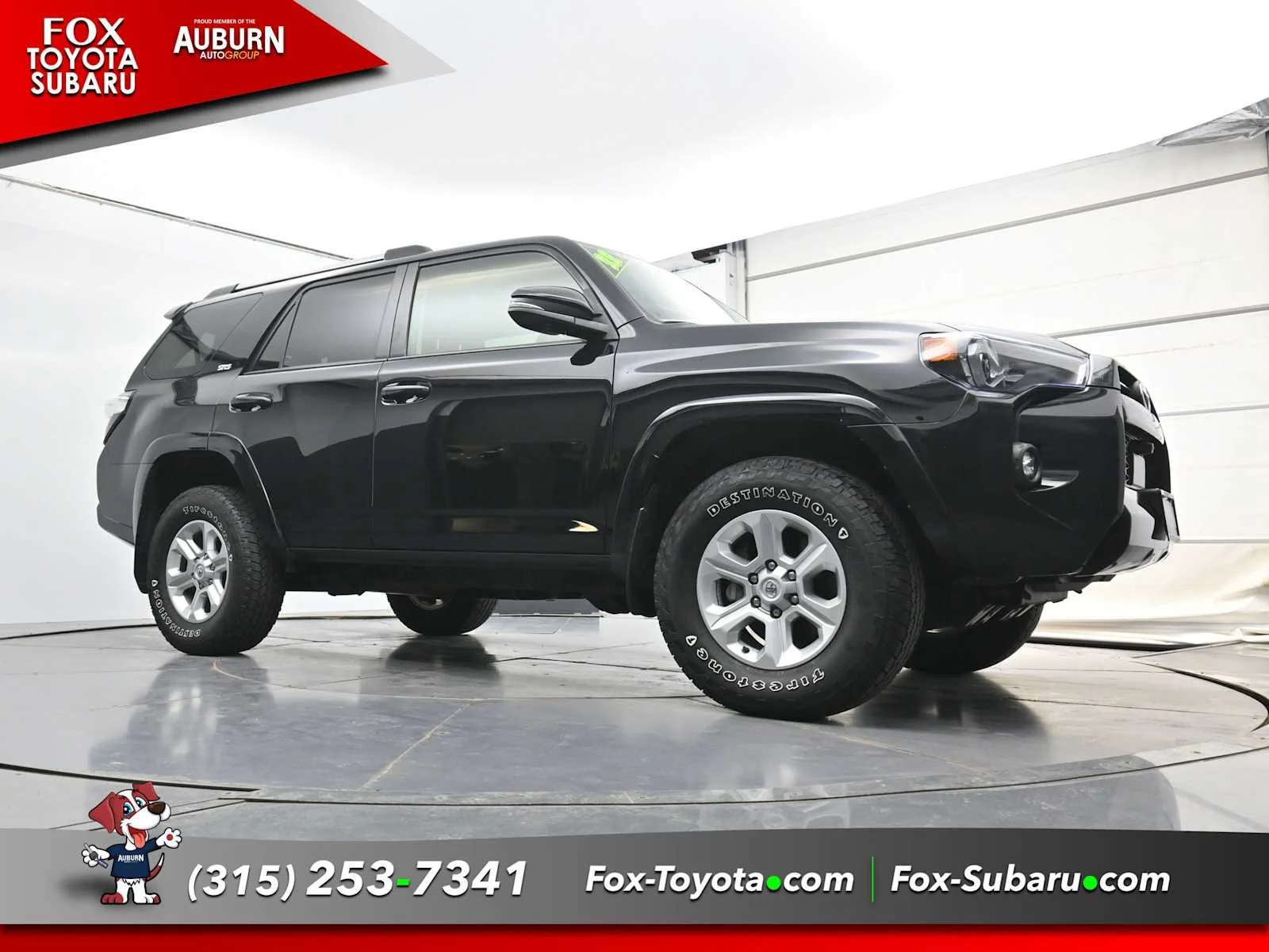 Used 2022 Midnight Black Metallic Toyota SR5 Premium image 24