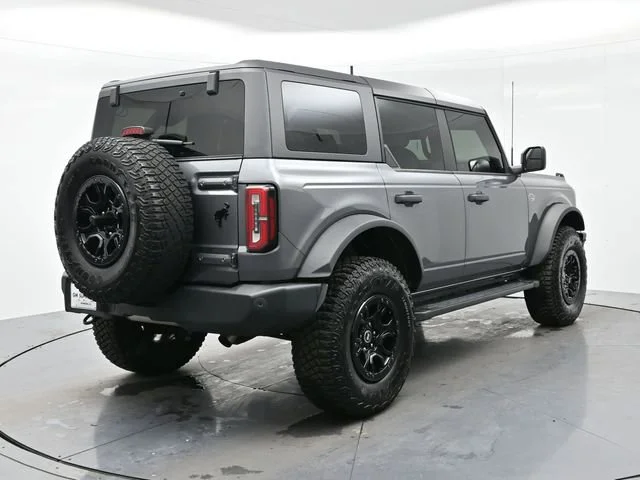 Used 2023 Carbonized Gray Metallic Ford Base image 7