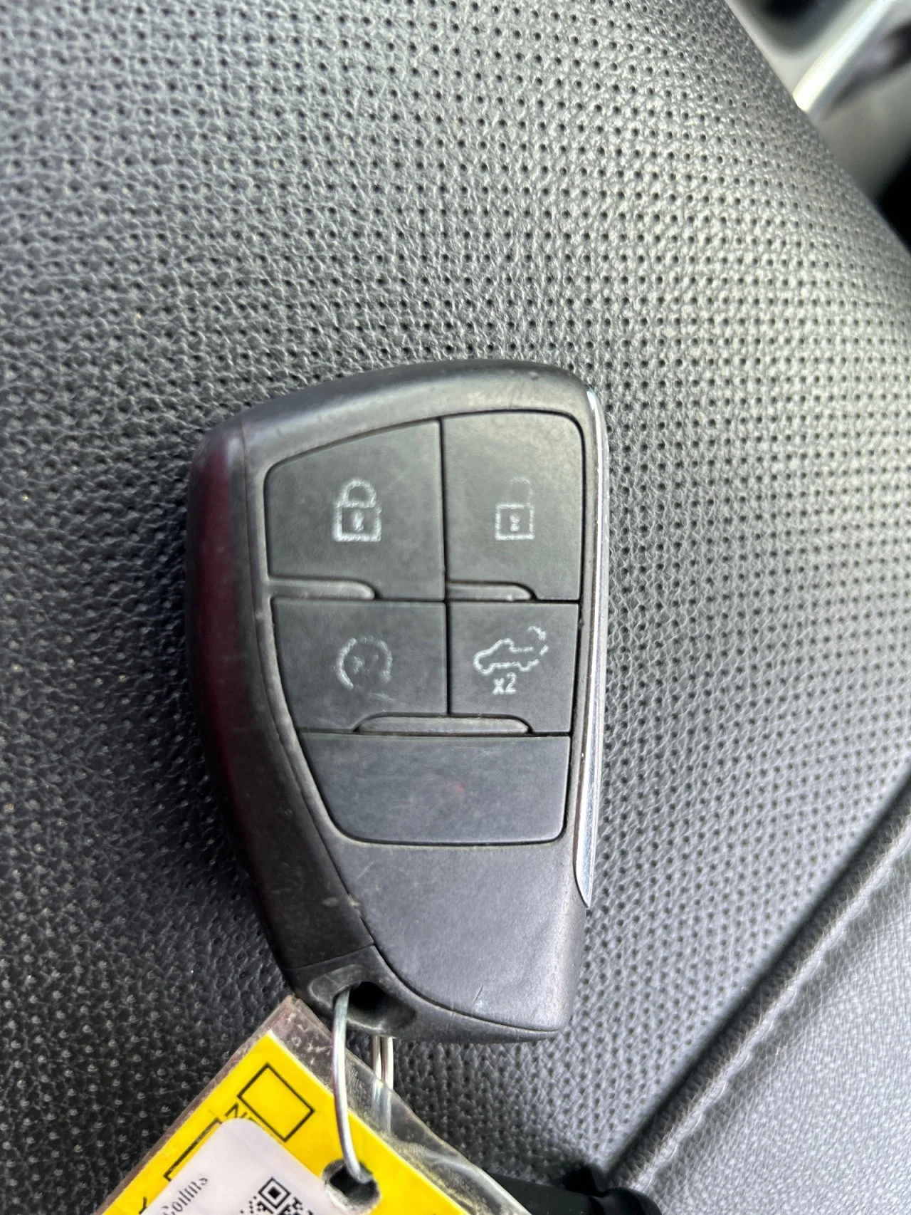 Used 2023 Onyx Black GMC SLT image 24
