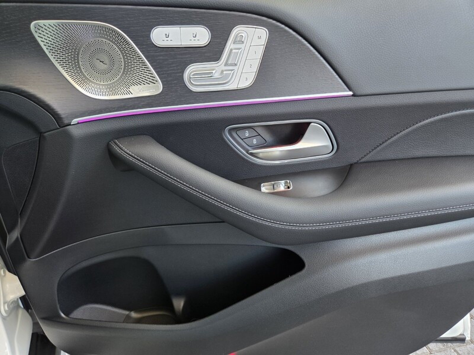 New 2027 Polar White Mercedes-Benz GLS 450 4MATIC® SUV image 21