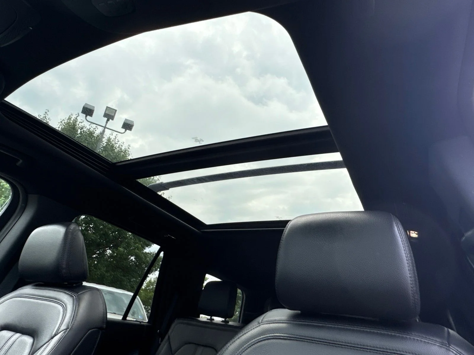 Used 2021 Silver Ford Limited image 10