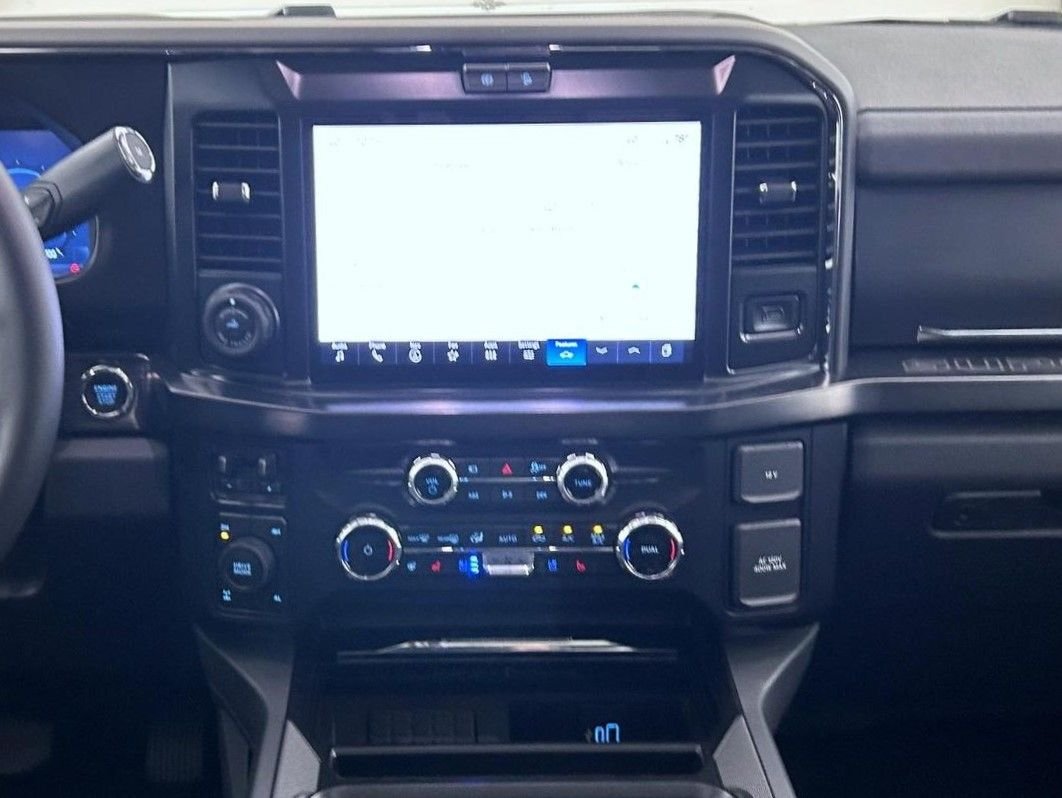 New 2026 Avalanche Ford Lariat image 12