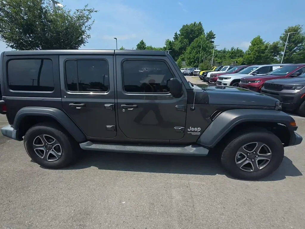 Certified Used 2019 Gray Jeep Unlimited Sport S image 6