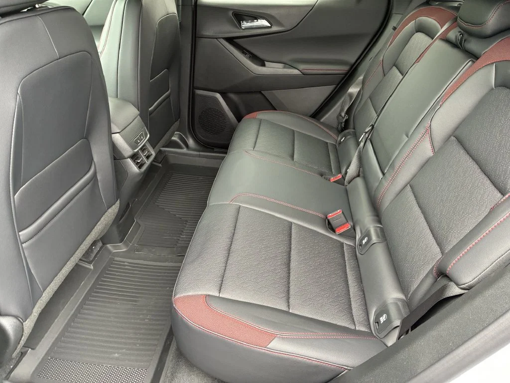 2027 Chevrolet Equinox RS - Photo 15