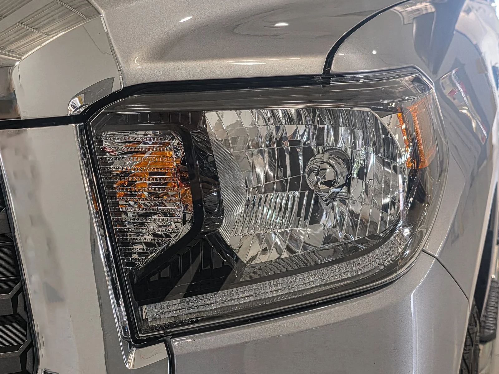 2020 Toyota Tundra SR5 - Photo 14