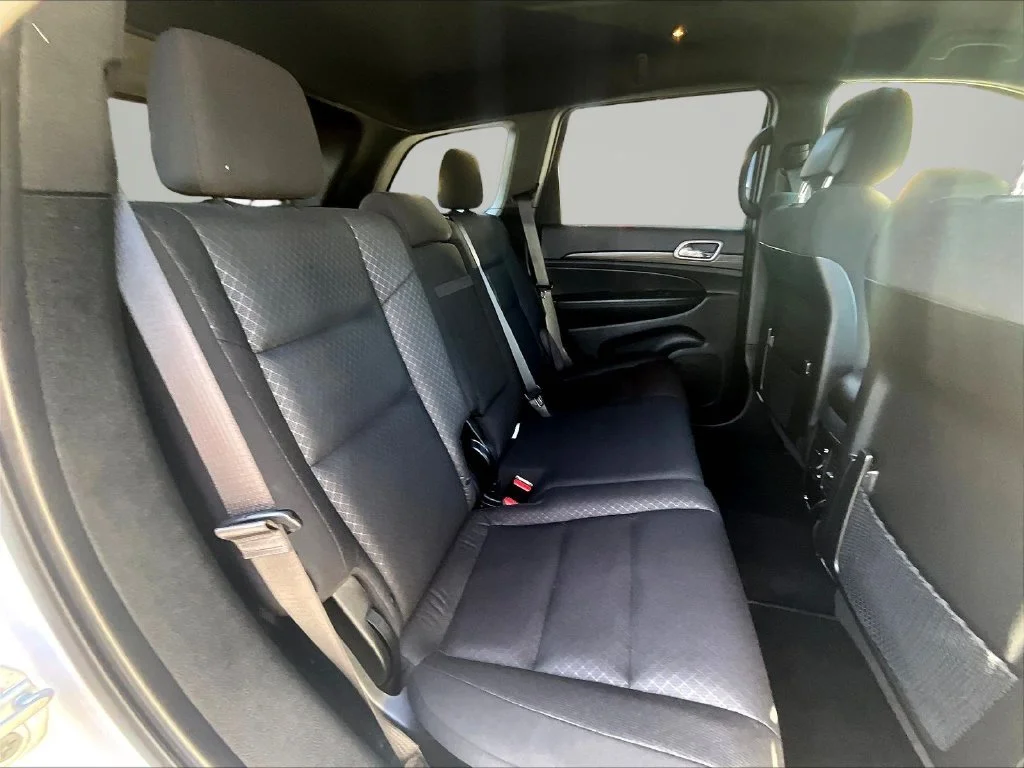 Used 2021 White Jeep Laredo E image 27