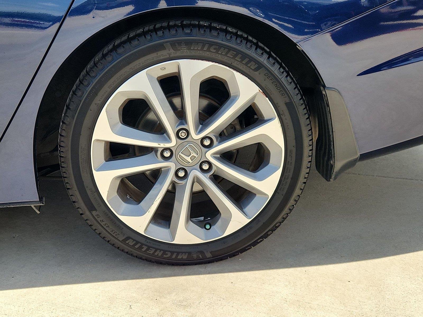 Used 2015  Honda Sport image 29