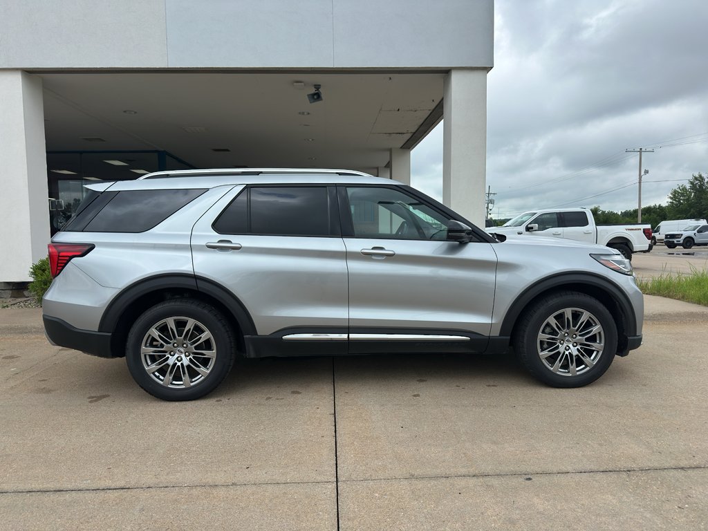 Used 2025 Iconic Silver Metallic Ford Platinum image 11