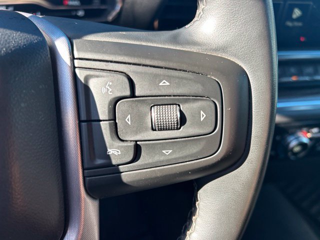 Used 2024 White GMC Elevation image 23
